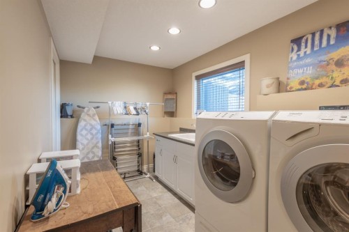 456 Hawkland Place Nw, Calgary, AB - Indoor Photo Showing Laundry Room