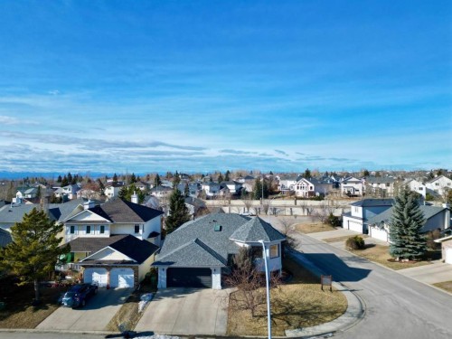 456 Hawkland Place Nw, Calgary, AB - Outdoor