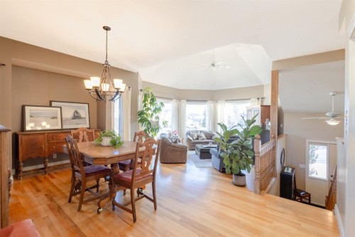 456 Hawkland Place Nw, Calgary, AB - Indoor Photo Showing Dining Room