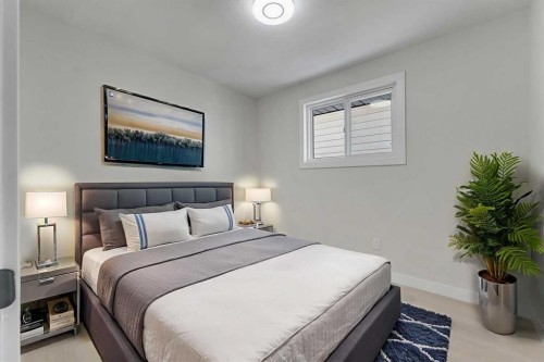 8420 Centre Street Ne, Calgary, AB - Indoor Photo Showing Bedroom