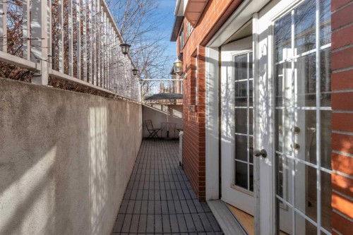 3-124 19 Avenue Ne, Calgary, AB -  With Exterior