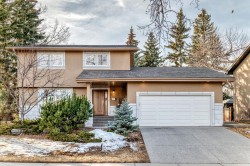 3707 37 Street NW Calgary, AB T2L 2J2