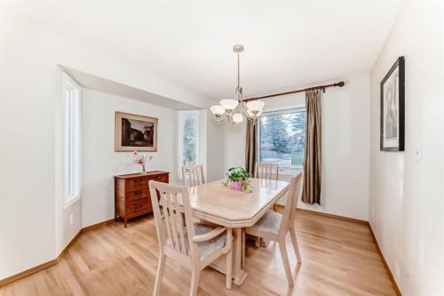 3707 37 Street Nw, Calgary, AB - Indoor