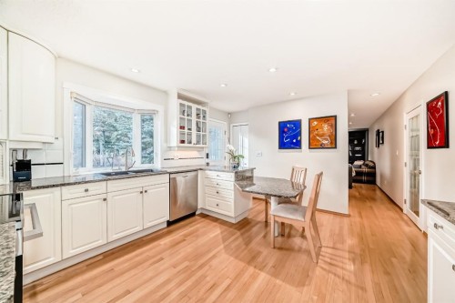 3707 37 Street Nw, Calgary, AB - Indoor Photo Showing Kitchen With Stainless Steel Kitchen With Upgraded Kitchen