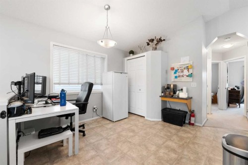 127 Tarawood Road Ne, Calgary, AB - Indoor Photo Showing Office