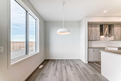 67 Bartlett Crescent Se, Calgary, AB - Indoor Photo Showing Kitchen