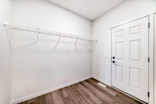 67 Bartlett Crescent Se, Calgary, AB - Indoor With Storage