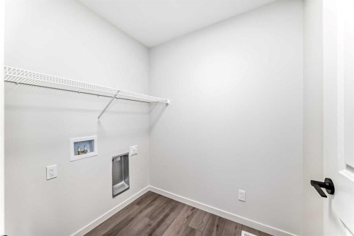 67 Bartlett Crescent Se, Calgary, AB - Indoor With Storage