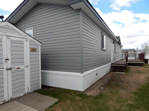 #11-5210 65 Avenue, Olds, AB 
