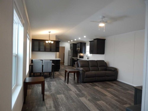 #11-5210 65 Avenue, Olds, AB 