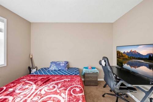 69 Skyview Springs Crescent Ne, Calgary, AB - Indoor Photo Showing Bedroom