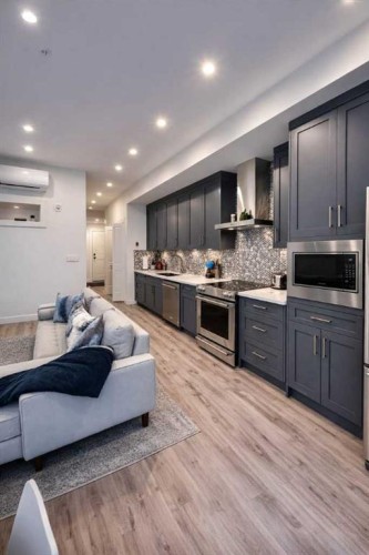 2115-200 Seton Circle Se, Calgary, AB - Indoor Photo Showing Kitchen With Upgraded Kitchen