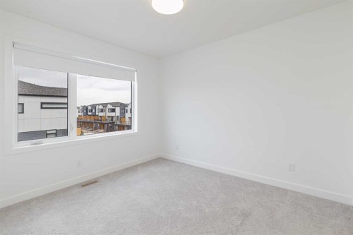 409-8535 19 Avenue Se, Calgary, AB - Indoor Photo Showing Other Room