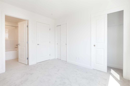 409-8535 19 Avenue Se, Calgary, AB - Indoor Photo Showing Other Room