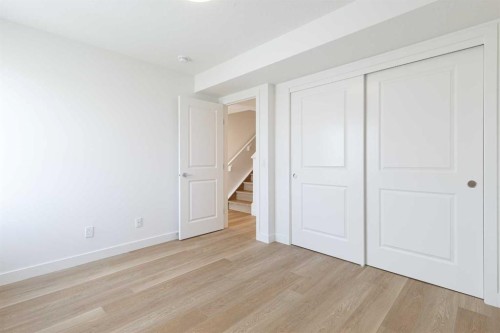 409-8535 19 Avenue Se, Calgary, AB - Indoor Photo Showing Other Room