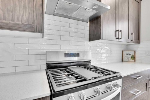 155 Savanna Way Ne, Calgary, AB - Indoor Photo Showing Kitchen