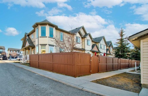 1606-2445 Kingsland Road Se, Airdrie, AB - Outdoor