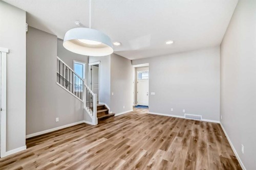 77 Mercado Landing Se, Calgary, AB - Indoor Photo Showing Other Room