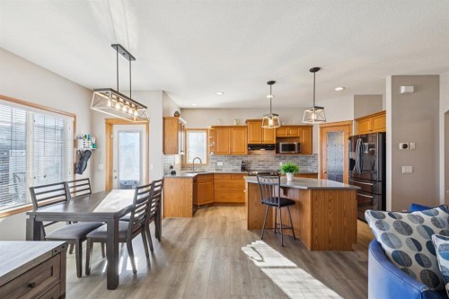 2841 Coopers Manor Sw, Airdrie, AB - Indoor