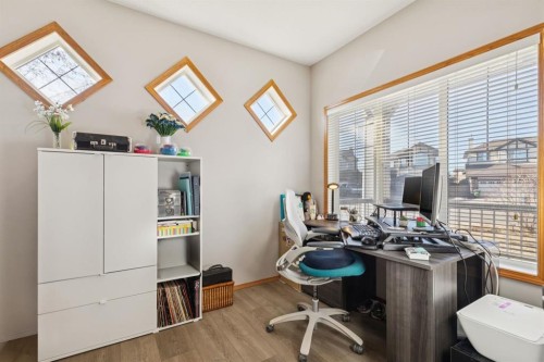 2841 Coopers Manor Sw, Airdrie, AB - Indoor Photo Showing Office