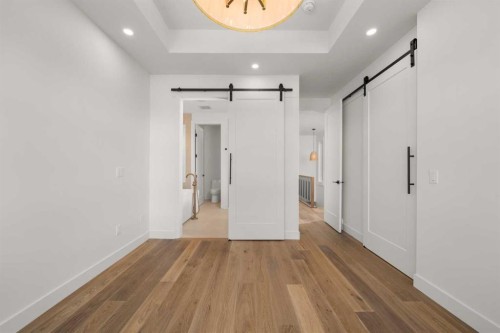 2004 44 Avenue Sw, Calgary, AB - Indoor Photo Showing Other Room