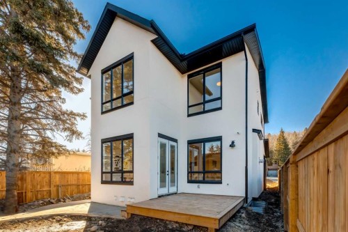 8812 33 Avenue Nw, Calgary, AB - Outdoor With Exterior