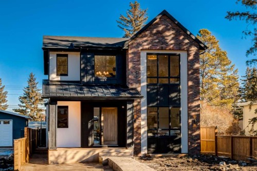 8812 33 Avenue Nw, Calgary, AB - Outdoor With Facade