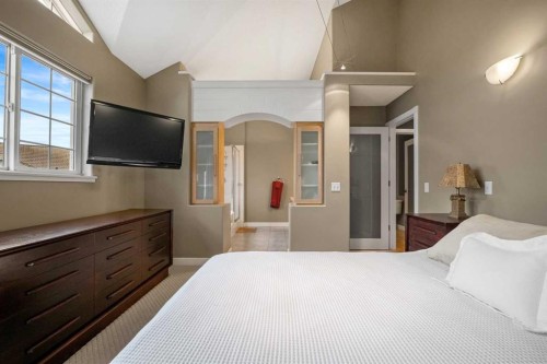 702 Patterson View Sw, Calgary, AB - Indoor Photo Showing Bedroom