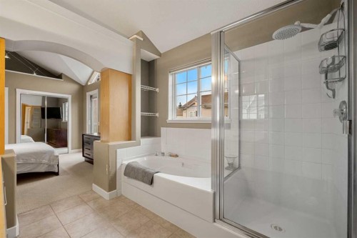 702 Patterson View Sw, Calgary, AB - Indoor Photo Showing Bathroom