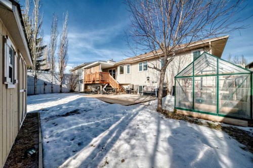 7 Sunset Crescent, Okotoks, AB - Outdoor