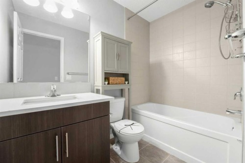10940 Cityscape Drive Ne, Calgary, AB - Indoor Photo Showing Bathroom