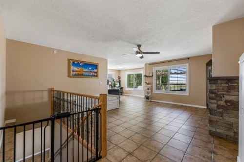 732 1 Avenue, Irricana, AB - Indoor Photo Showing Other Room