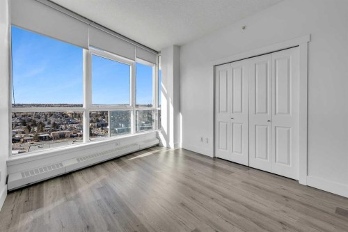 2004-77 Spruce Place Sw, Calgary, AB - Indoor