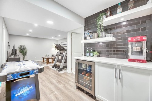 63 Walgrove Way Se, Calgary, AB - Indoor