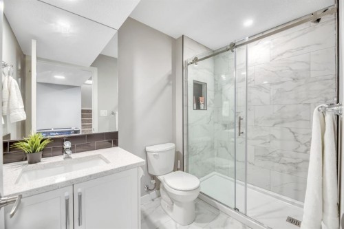 63 Walgrove Way Se, Calgary, AB - Indoor Photo Showing Bathroom