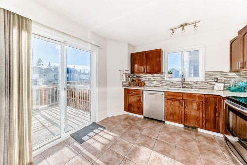 11 Martinridge Place Ne, Calgary, AB - Indoor Photo Showing Kitchen