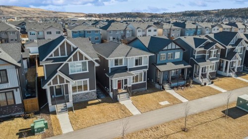 512 River Avenue, Cochrane, AB - Outdoor With Facade