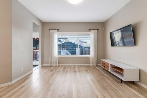 730 Belmont Drive Sw, Calgary, AB - Indoor Photo Showing Other Room