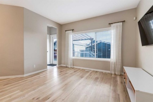 730 Belmont Drive Sw, Calgary, AB - Indoor Photo Showing Other Room