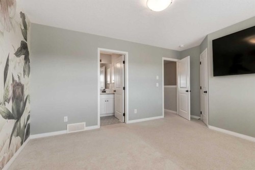 730 Belmont Drive Sw, Calgary, AB - Indoor Photo Showing Other Room