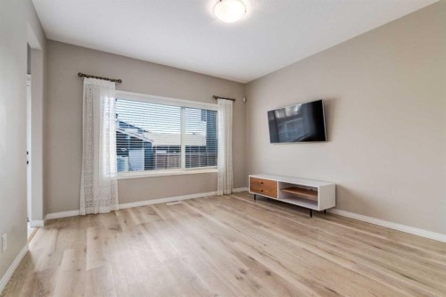 730 Belmont Drive Sw, Calgary, AB - Indoor Photo Showing Other Room