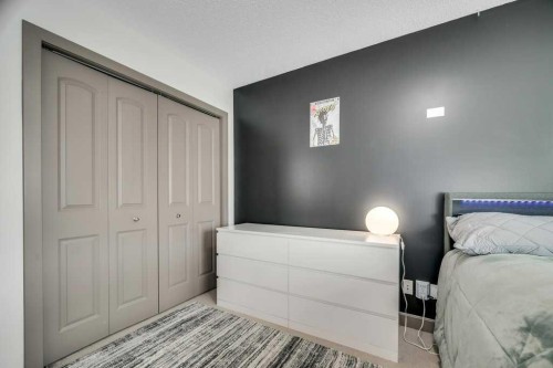 26 Copperfield Common Se, Calgary, AB - Indoor Photo Showing Bedroom
