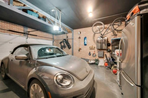 26 Copperfield Common Se, Calgary, AB - Indoor Photo Showing Garage