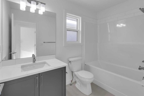 137 Copperhead Road Se, Calgary, AB - Indoor Photo Showing Bathroom