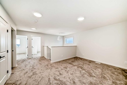 107 Mercado Crescent Se, Calgary, AB - Indoor Photo Showing Other Room