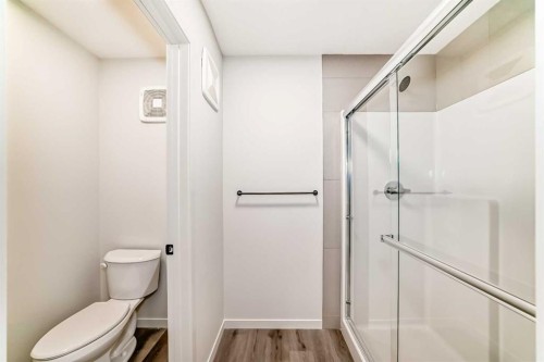 107 Mercado Crescent Se, Calgary, AB - Indoor Photo Showing Bathroom