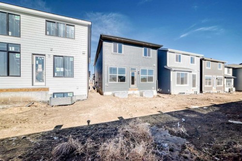 107 Mercado Crescent Se, Calgary, AB - Outdoor