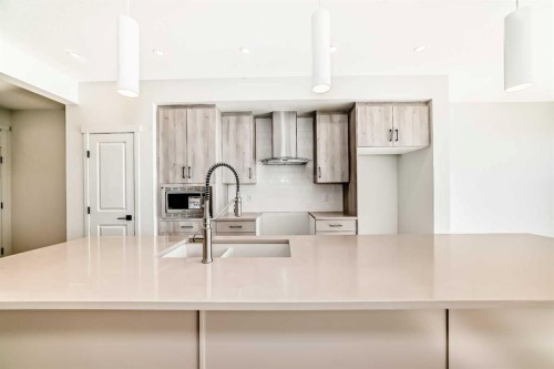 107 Mercado Crescent Se, Calgary, AB - Indoor Photo Showing Kitchen