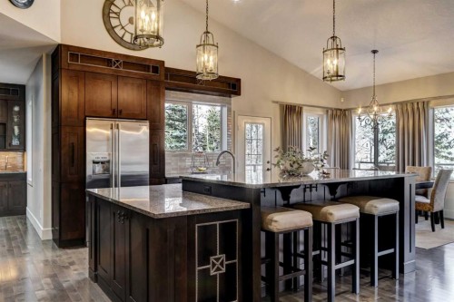 566 Pine Creek Ridge, Heritage Pointe, AB - Indoor Photo Showing Other Room