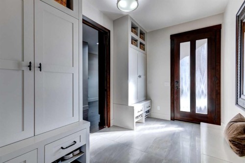 566 Pine Creek Ridge, Heritage Pointe, AB - Indoor Photo Showing Other Room